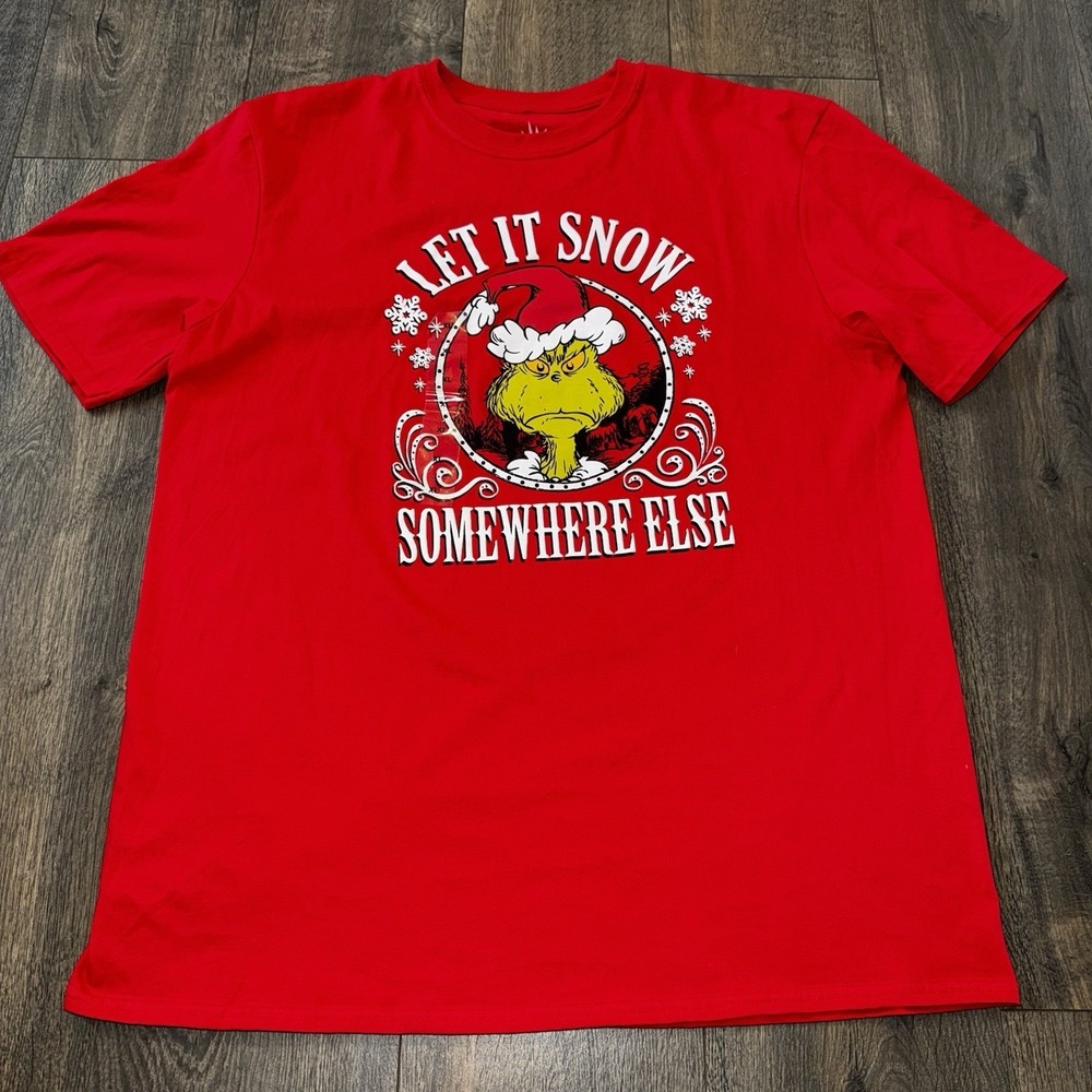 Dr. Seuss The Grinch Christmas Tshirt Womens‎ Size XL Short Sleeves Red Holiday